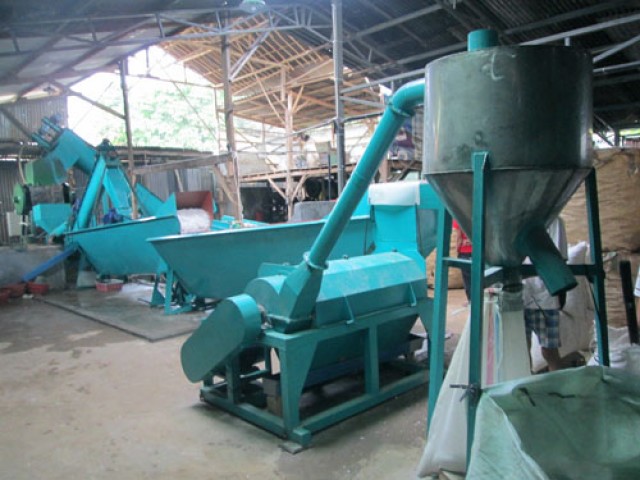 CAHAYA PLASTIK